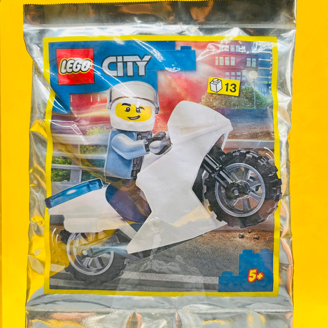 LEGO City Sets Policeman and Motorcycle - Foil Pack (EU Exclusive)