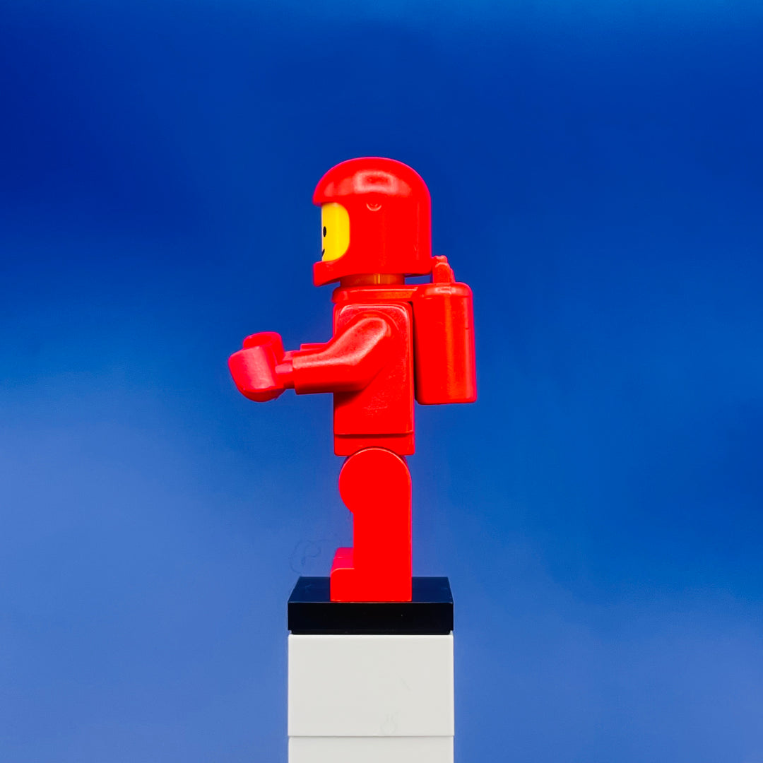 LEGO Space Minifigure Classic Space - Red with Air Tanks sp005