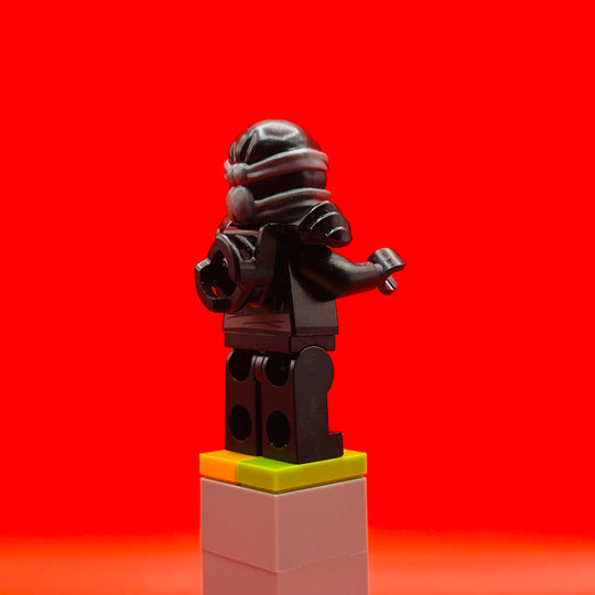 LEGO Ninjago Minifigure Cole (Deepstone Armor) - Possession njo140