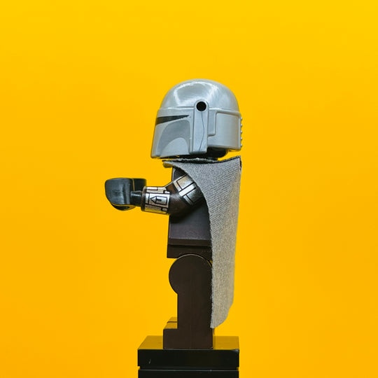 LEGO Star Wars Minifigure The Mandalorian / Din / Din Darin / Mando - Silver Beskar Armor, Cape sw1135