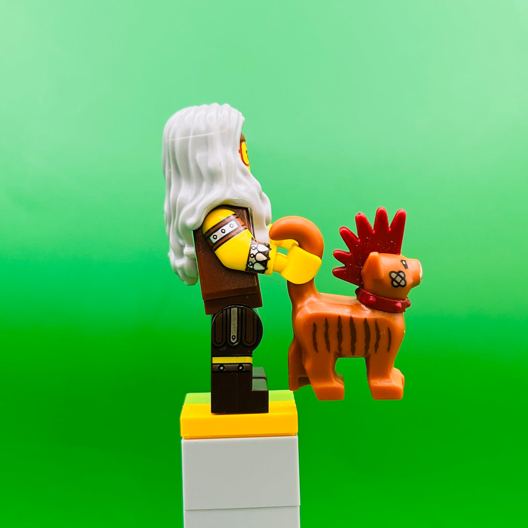 LEGO Minifigure Series Sherry Scratchen-Post, The LEGO Movie 2 (with Cat) tlm153