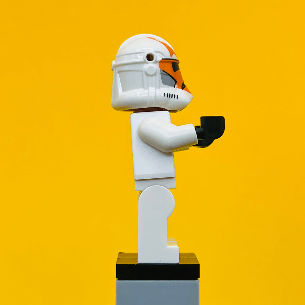 LEGO Star Wars Minifigure Clone Trooper, 501st Legion, 332nd Company (Phase 2) Helmet with Holes and Togruta Markings, Blue Jet Pack sw1276