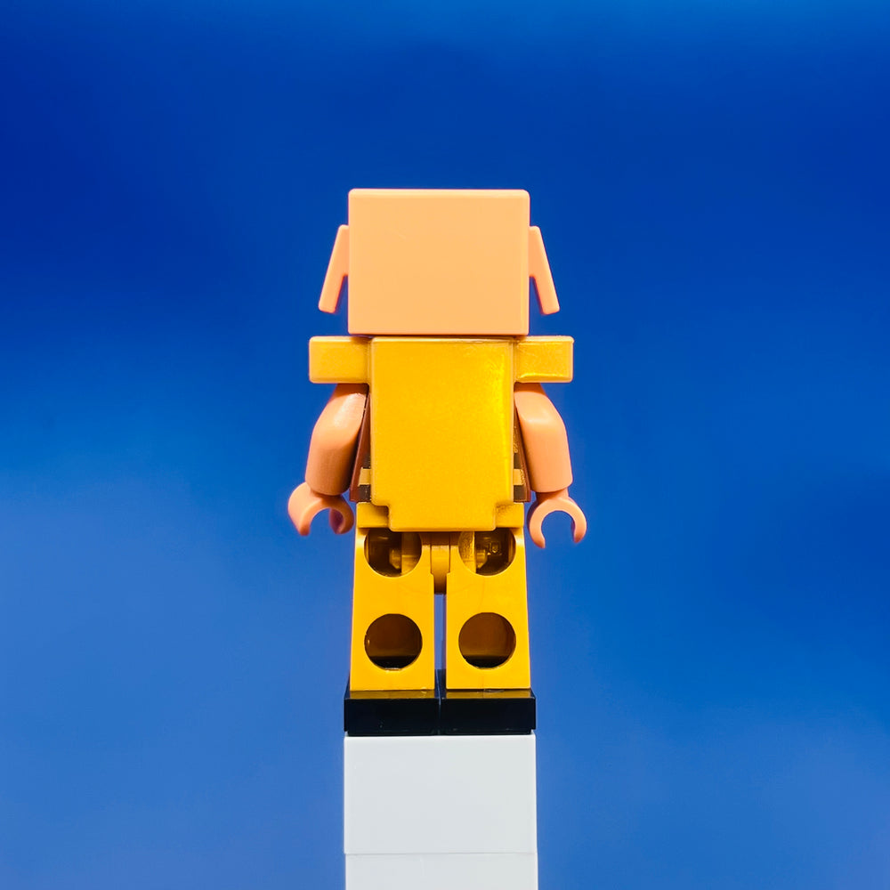 LEGO Minecraft Minifigure Piglin - Pearl Gold Legs and Armor min096