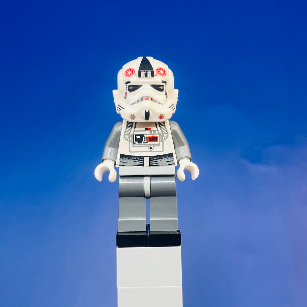 LEGO Star Wars Minifigure AT-AT Driver - Red Imperial Logo, Bluish Grays Black Head sw0262