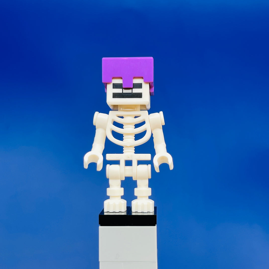 LEGO Minecraft Minifigure Skeleton, Minecraft  - Medium Lavender Helmet min065