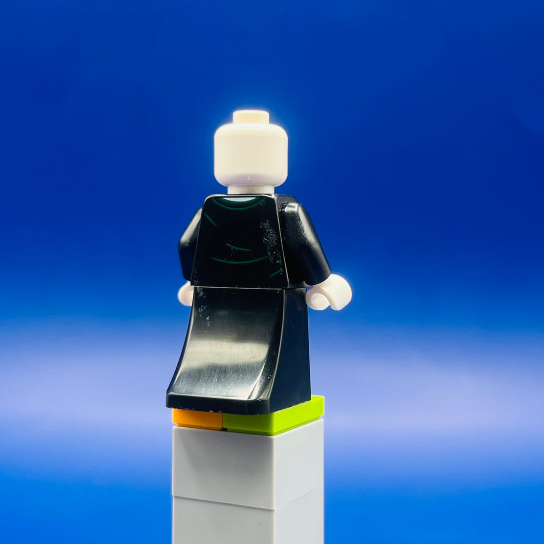 LEGO Harry Potter Minifigure Lord Voldemort - White Head,Black Skirt, Smile with Teeth hp197