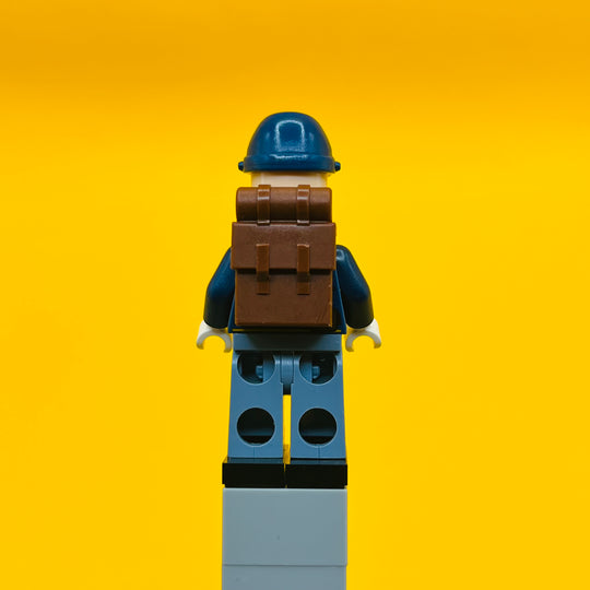 LEGO The Lone Ranger Minifigure Calvary Soldier - Backpack, Brown Eyebrows, Lopsided Open Mouth Smile, Stubble tlr021