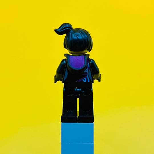 The LEGO Movie MinifigureLucy Wyldstyle - Closed Mouth, Hood Down tlm027