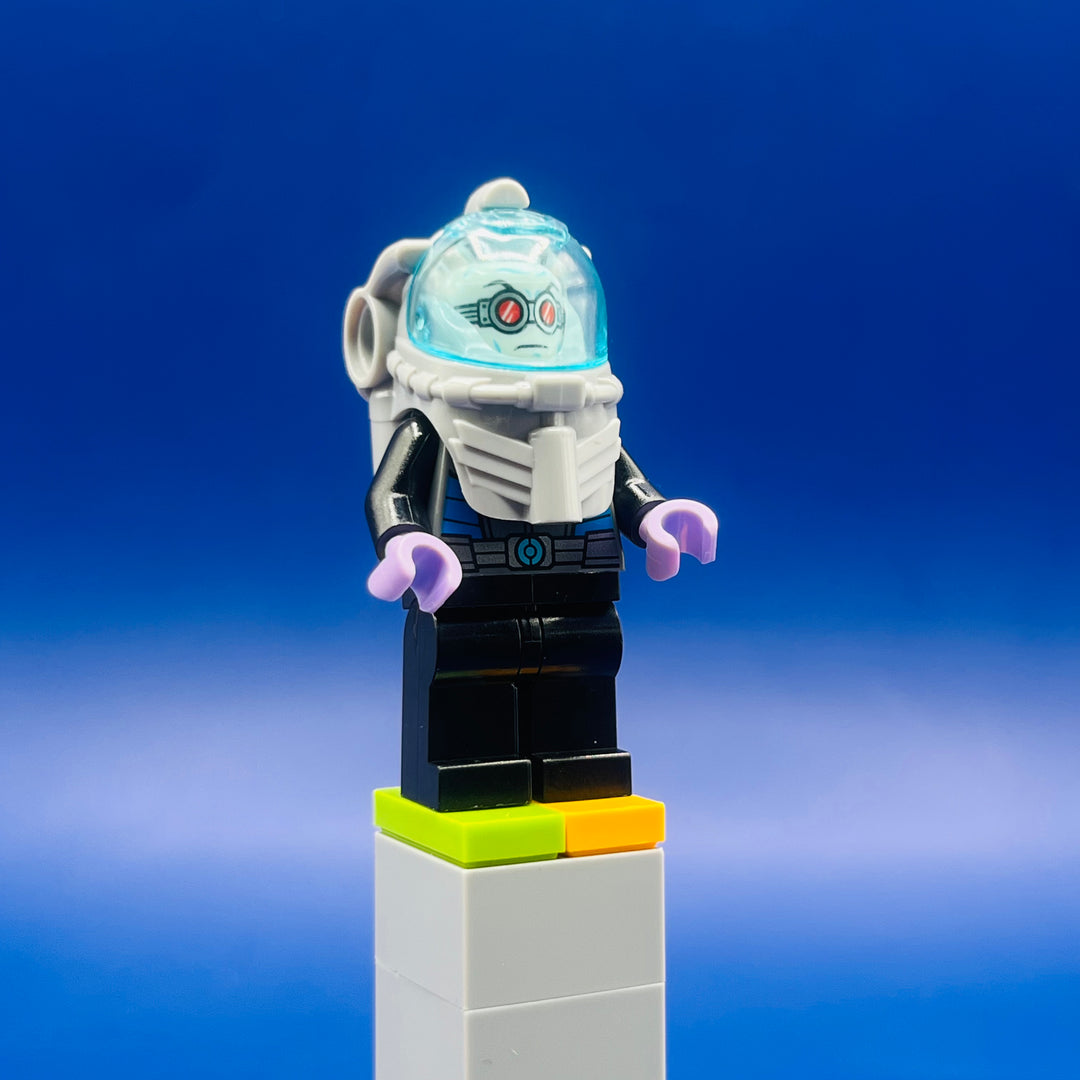 LEGO Juniors Minifigure Mr. Freeze, Black sh0355