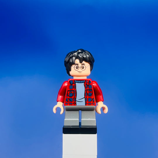 LEGO Harry Potter Minifigure Harry Potter _ Dark Red Plaid Flannel Shirt, Dark Bluish Gray Legs hp143