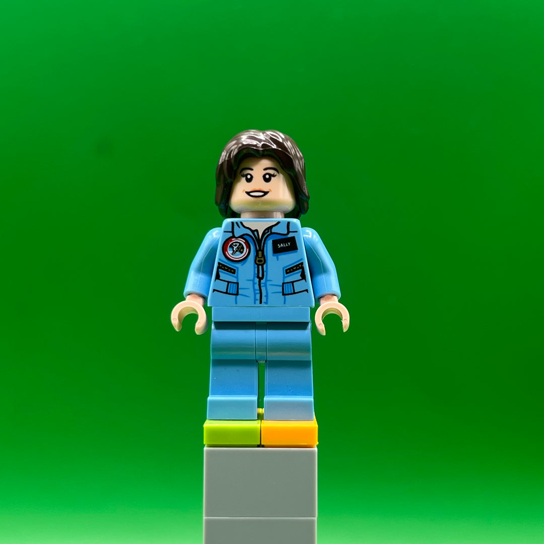 LEGO Ideas Minifigure Sally Ride idea037