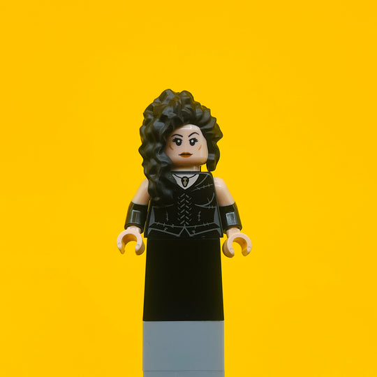 LEGO Harry Potter Minifigure Bella trip Lestrange - Black Dress, Dual Molded Arms hp424