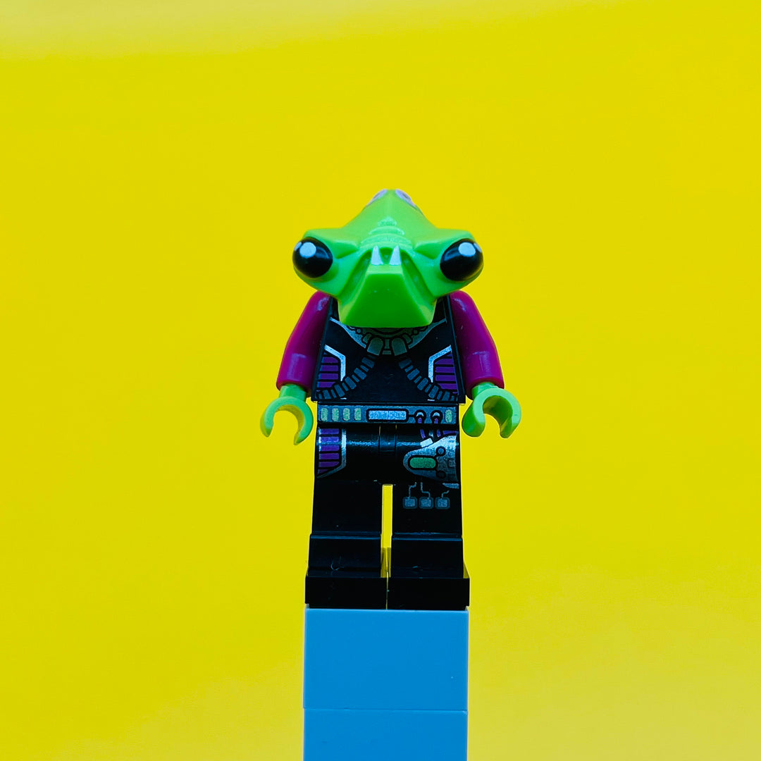 LEGO Space Minifigure Alien Pilot ac002