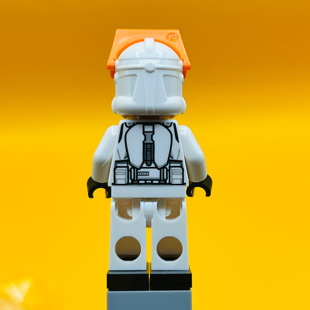 LEGO Star Wars Minifigure Clone Captain Vaughn, 501st Legion, 332nd Company (Phase 2) - Helmet with Holes and Togruta markings, Orange Visor