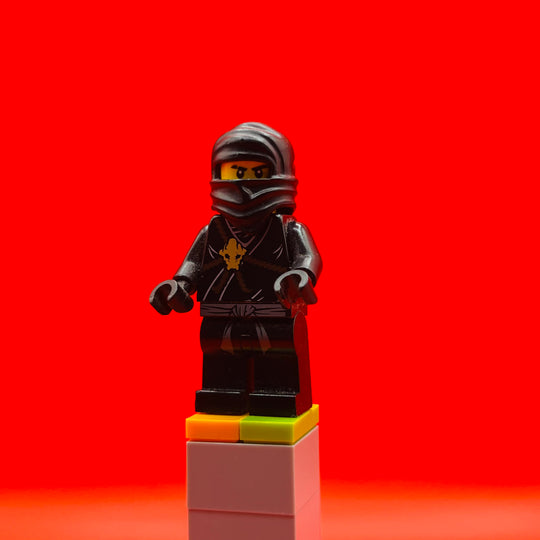 LEGO Ninjago Minifigure Cole - The Golden Weapons njo006