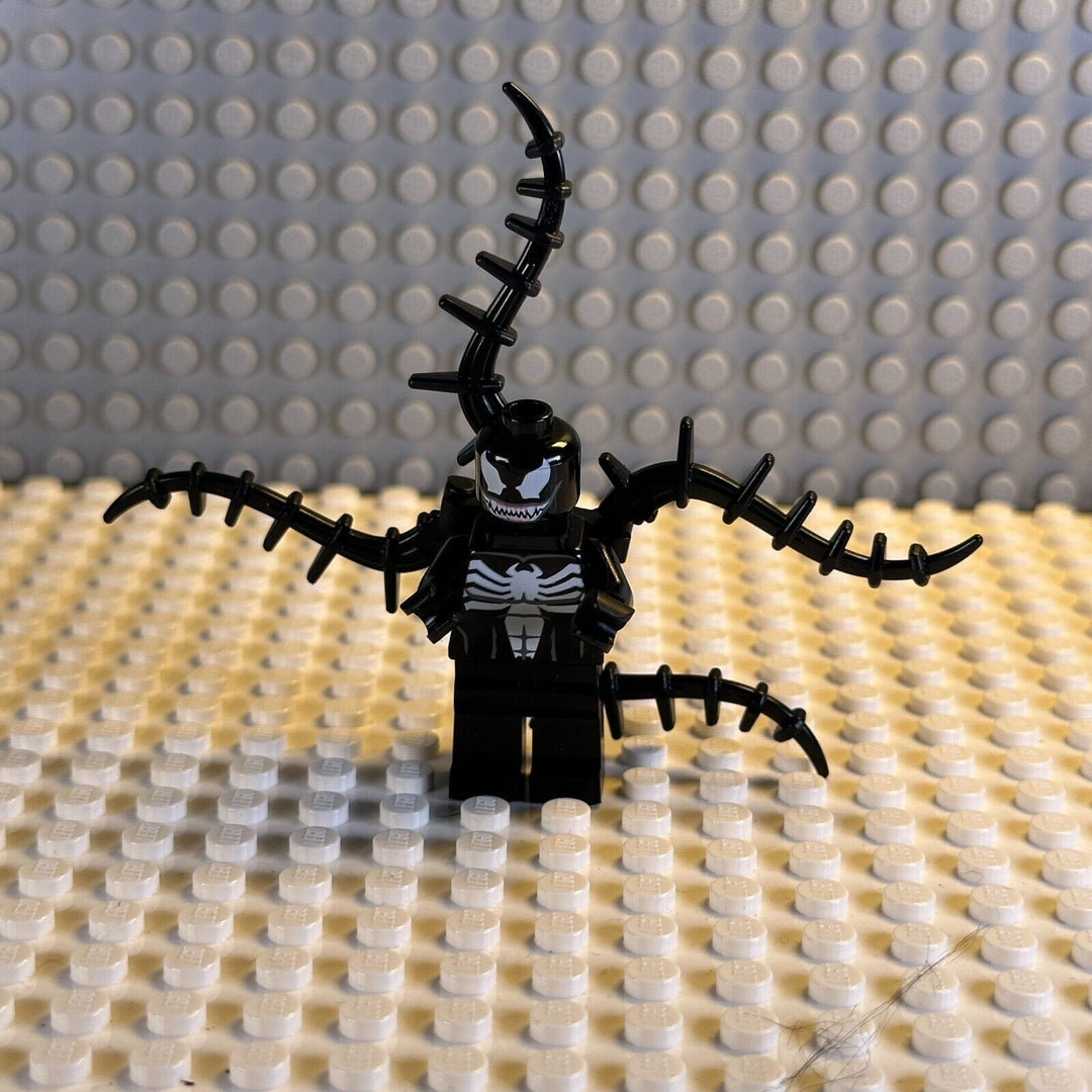 LEGO Marvel Super Heroes Minifigure Venom - With Black Spines sh055