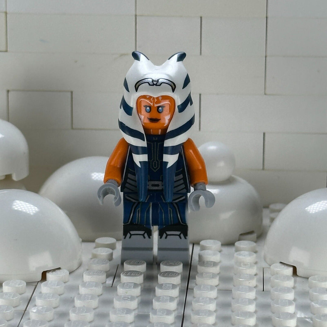 LEGO Star Wars Minifigure Ahsoka Tano (Adult) - Dark Blue Jumpsuit sw1096