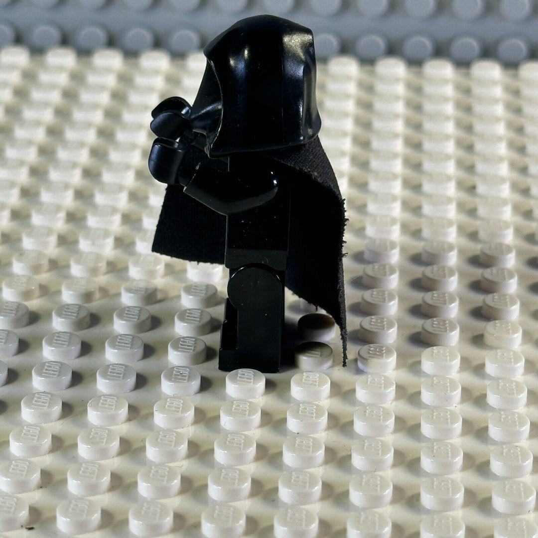 LEGO Star Wars Minifigure Emperor Palpatine - Yellow Head, Black Hands sw0066