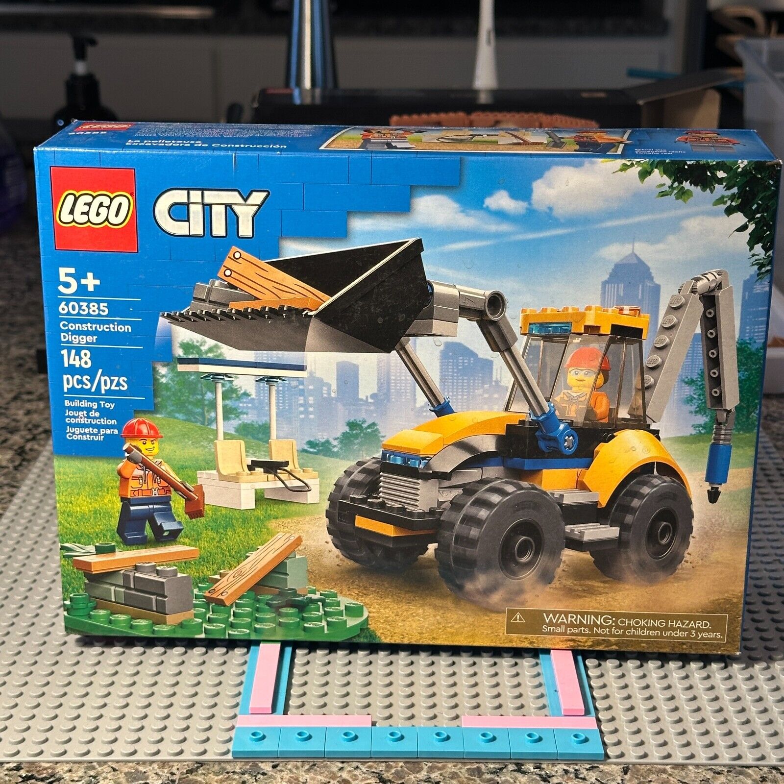 LEGO CITY: Construction Digger (60385)