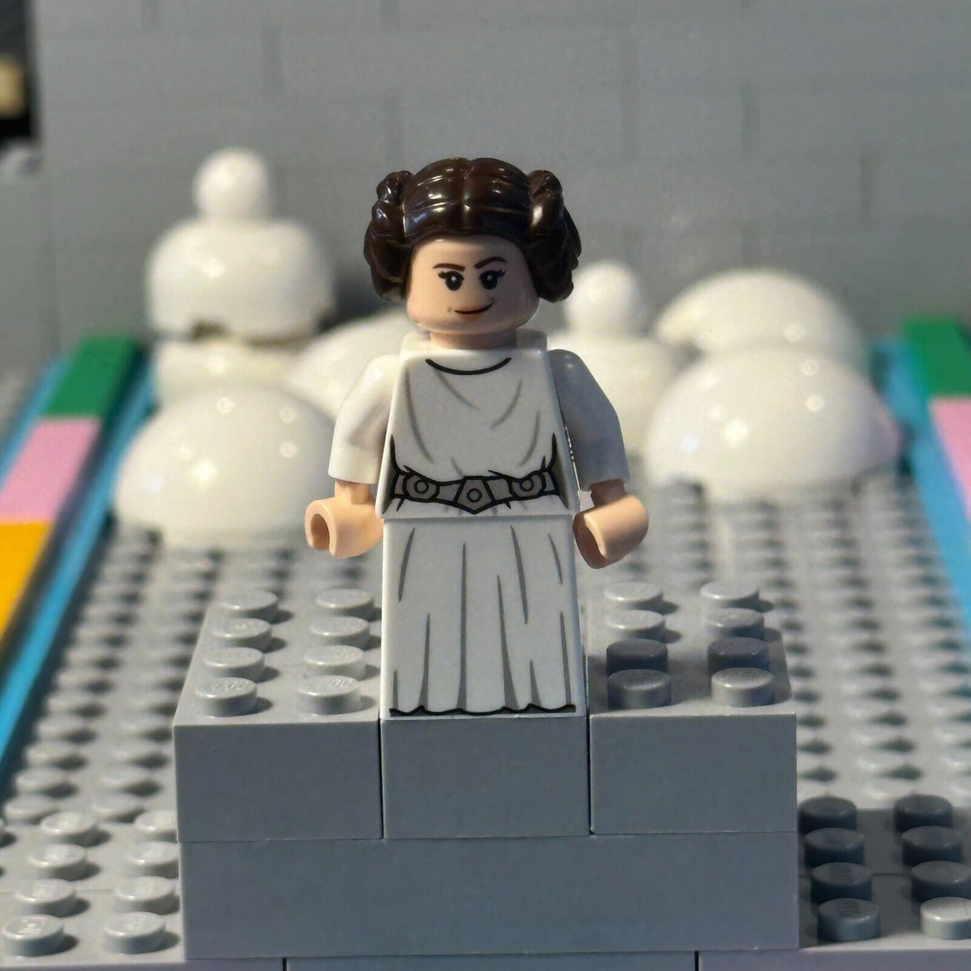 LEGO Star Wars Minifigure Princess Leia Celebration Outfit - sw1036