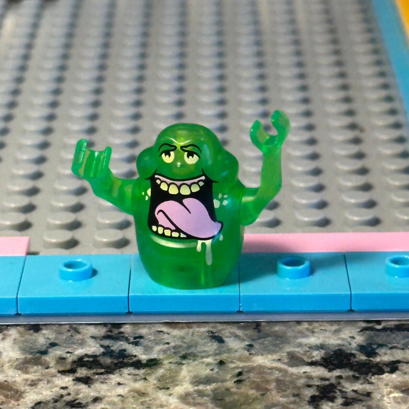 LEGO Ghostbusters Slimer Minifigure Trans-Bright Green gb011