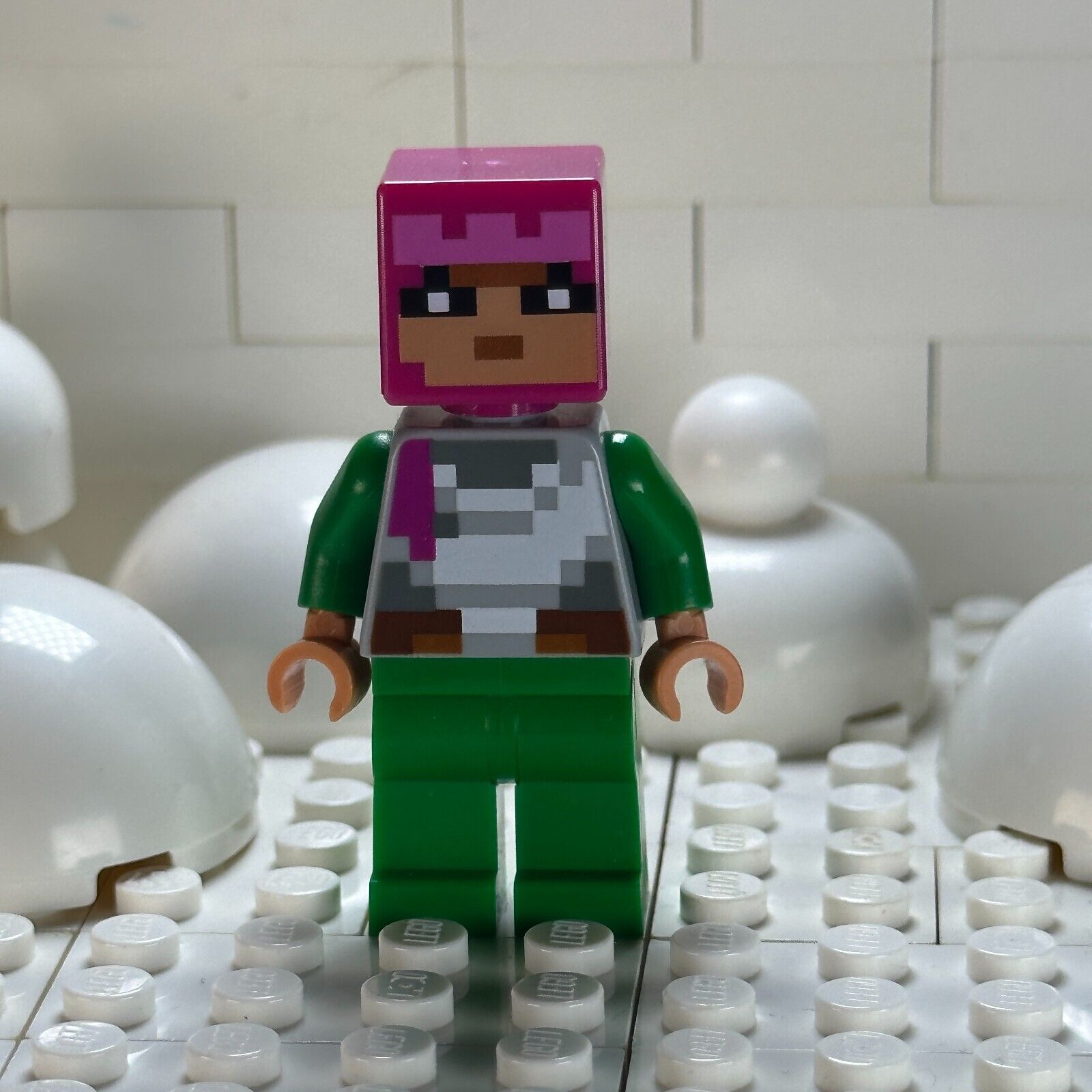 LEGO Minecraft Minifigure Hedwig / Adriene min084