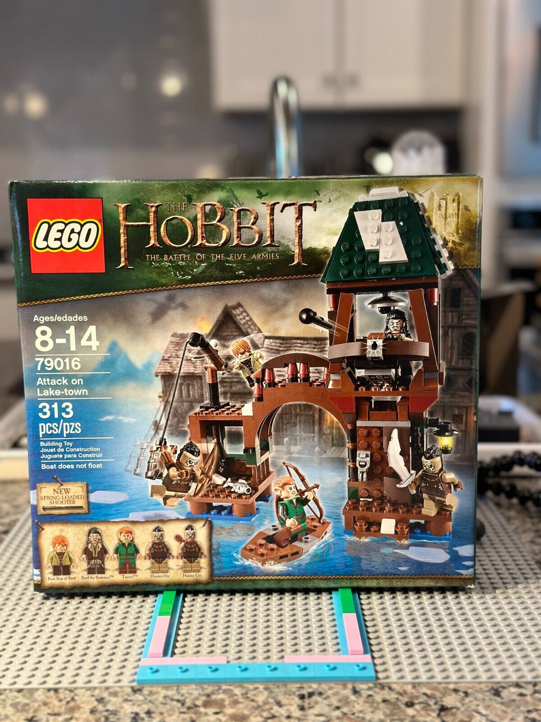 LEGO The Hobbit: Attack on Lake-Town (79016)