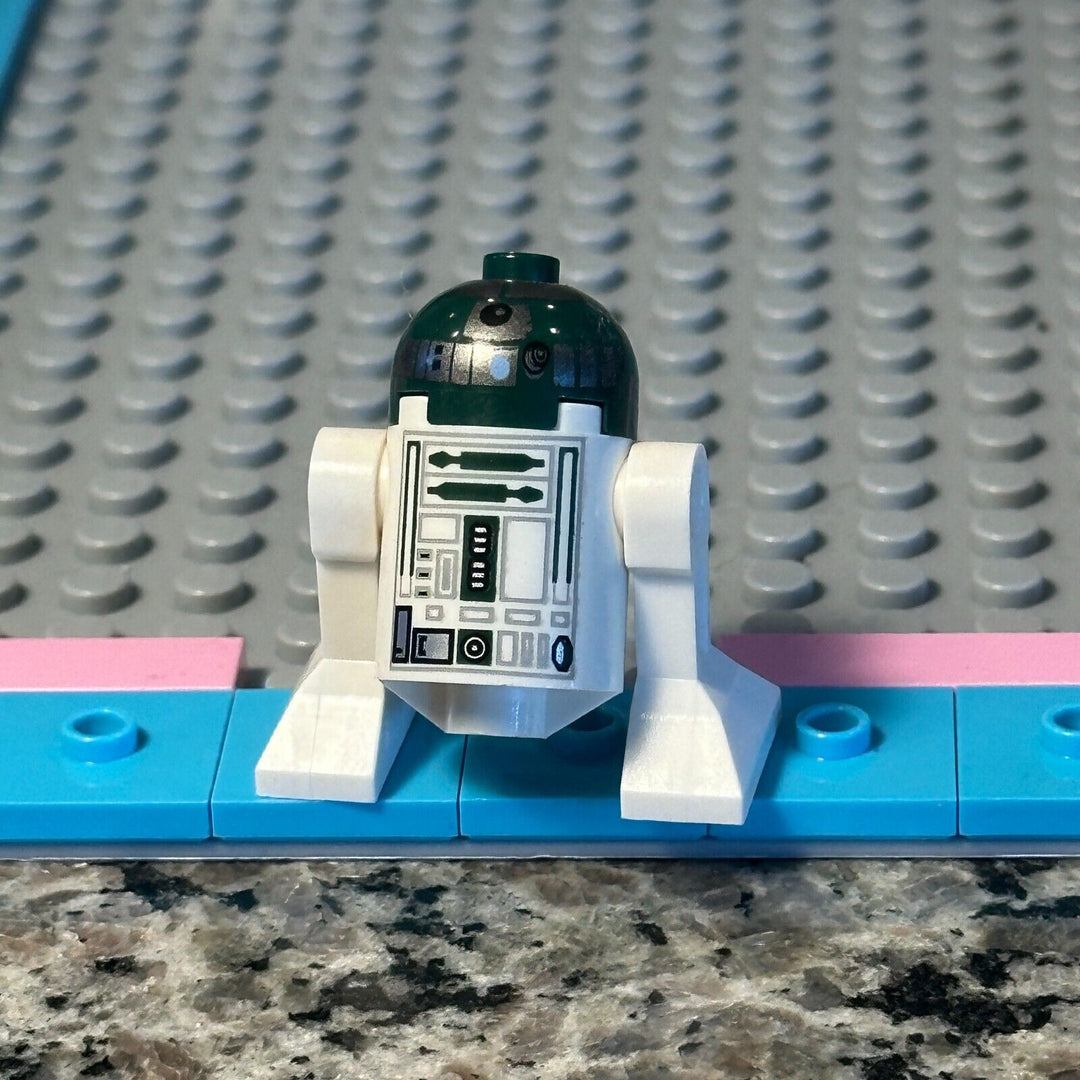 LEGO Star Wars Astromech Droid, R4-P44 - Green sw0267