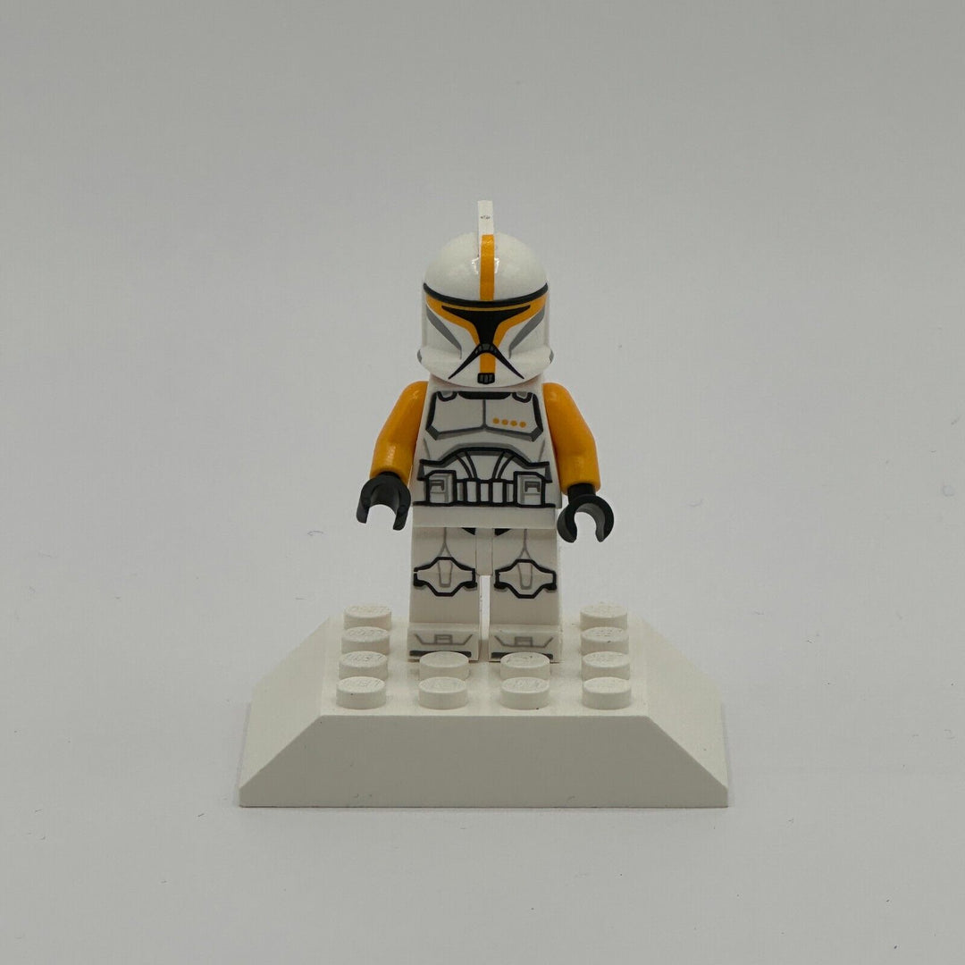 LEGO Star Wars Minifigure Clone Trooper Commander (Phase 1) - Yellow sw1146