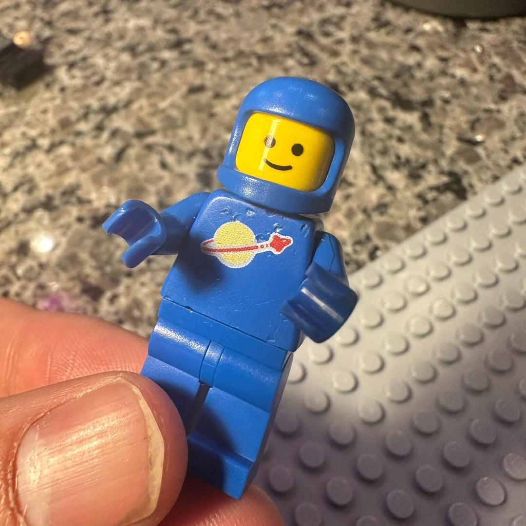 LEGO Minifigure Classic Space Man Blue + No Air Tanks sp004