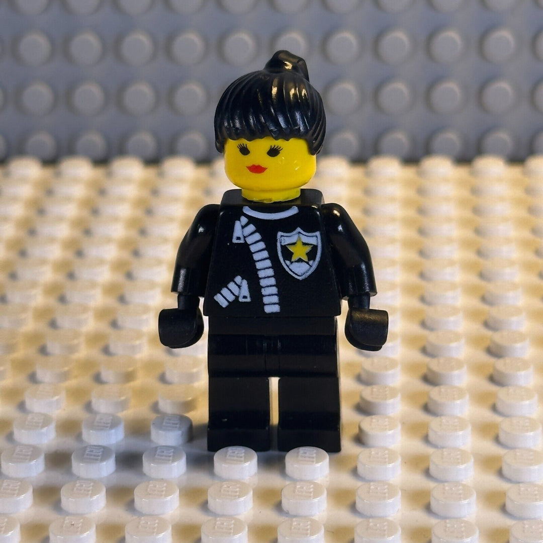 LEGO Town Minifigure Police - Zipper with Sheriff Star, Black Ponytail cop024