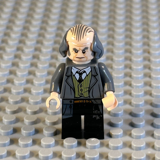 LEGO Harry Potter Minifigure Argus Filch - Bald on top, Dark Gray Jacket hp140