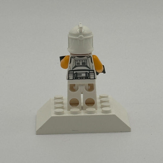 LEGO Star Wars Minifigure Clone Trooper Commander (Phase 1) - Yellow sw1146