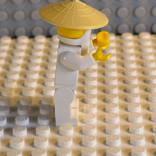 LEGO Ninjago Minifigure Wu Sensei - Pearl Gold Hat njo064