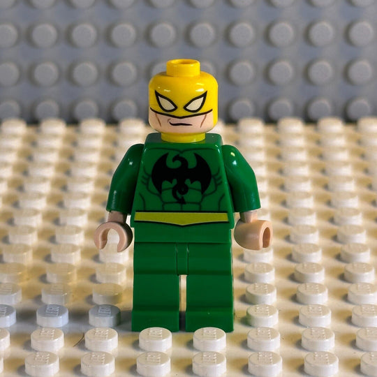 LEGO Marvel Super Heroes Minifigure Iron Fist sh041