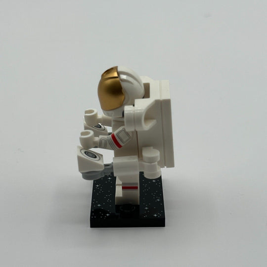 LEGO Minifigure Series Walking Spaceman col436