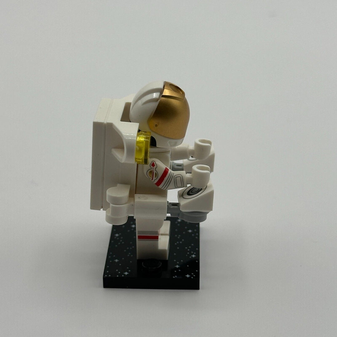 LEGO Minifigure Series Walking Spaceman col436