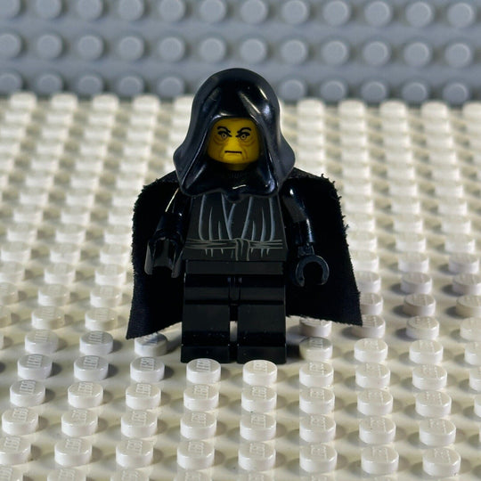 LEGO Star Wars Minifigure Emperor Palpatine - Yellow Head, Black Hands sw0066