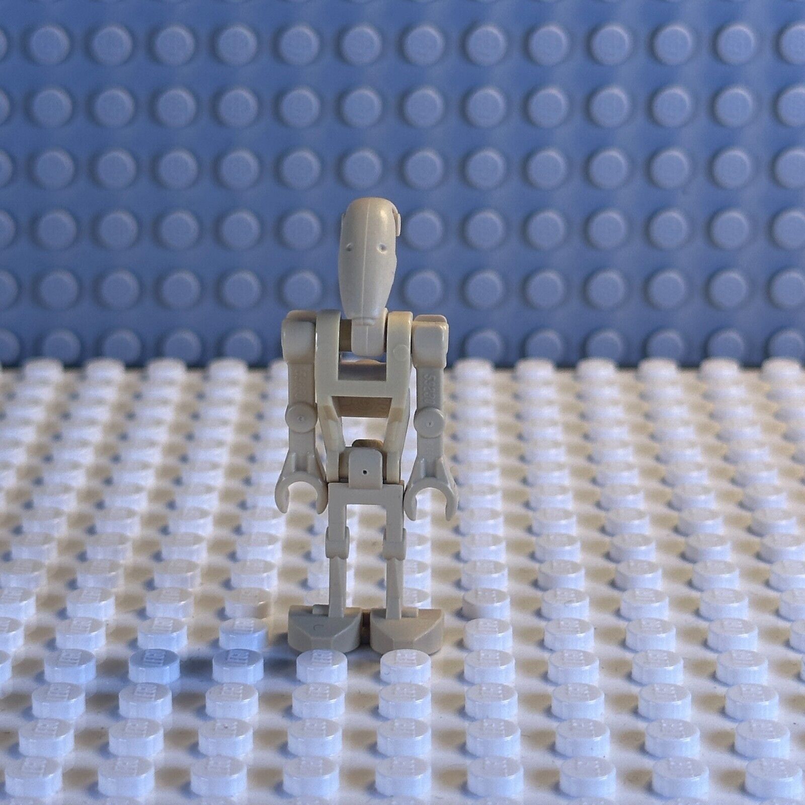 LEGO Star Wars Minifigure Battle Droid - Tan, Straight Arms sw0001d