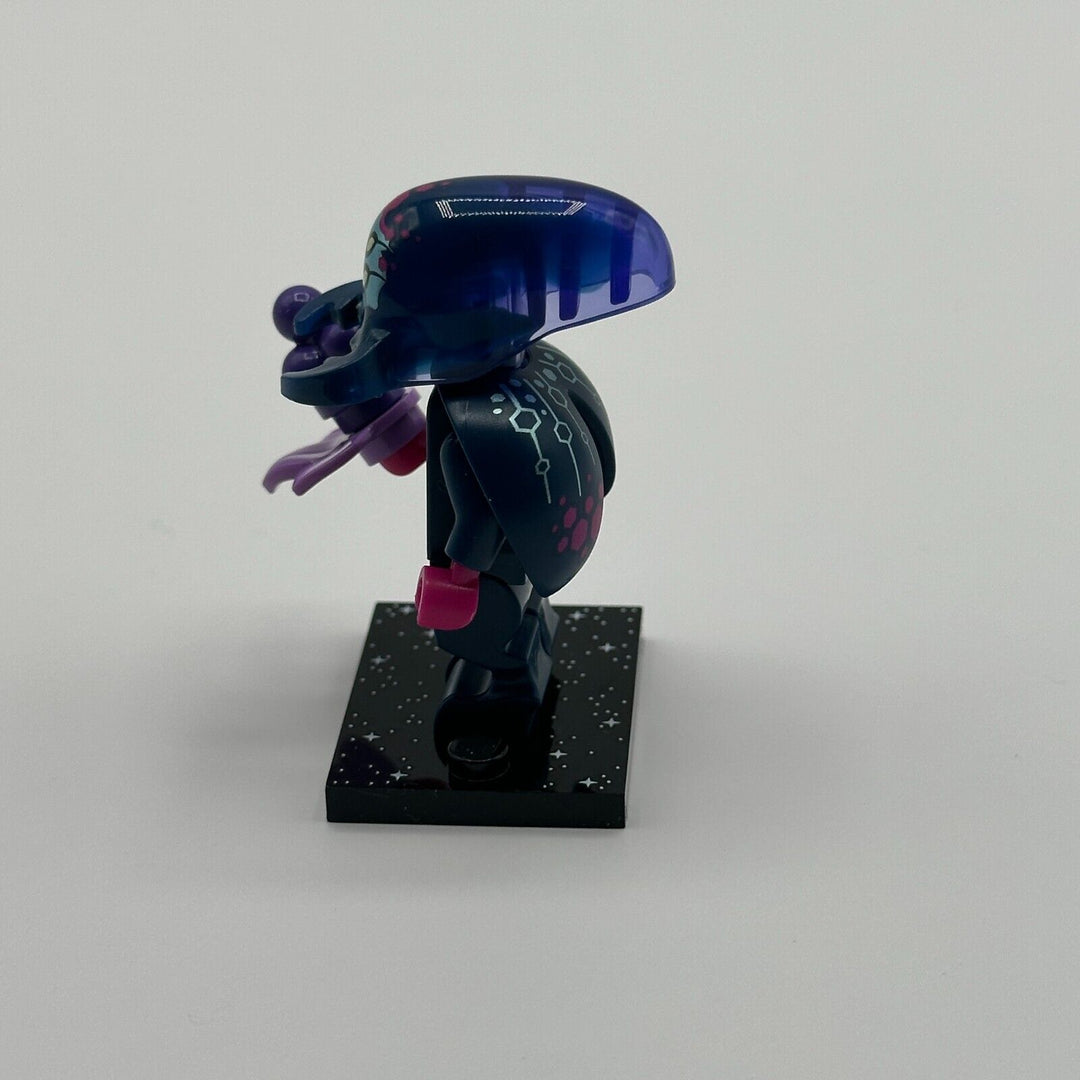 LEGO Minifigure Series Alien Beetlezoid, Minifigure Series 26 col446