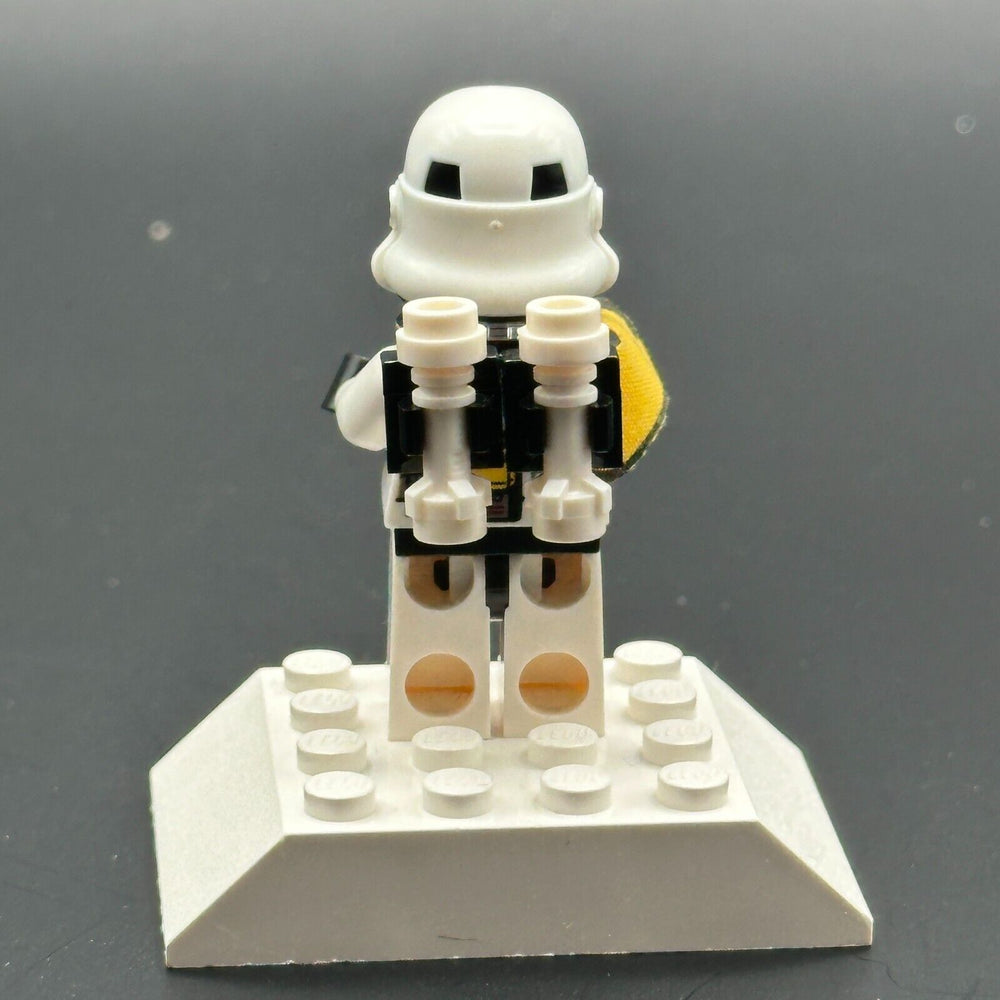 LEGO Star Wars Minifigure Artillery Stormtrooper - Yellow Markings sw1157