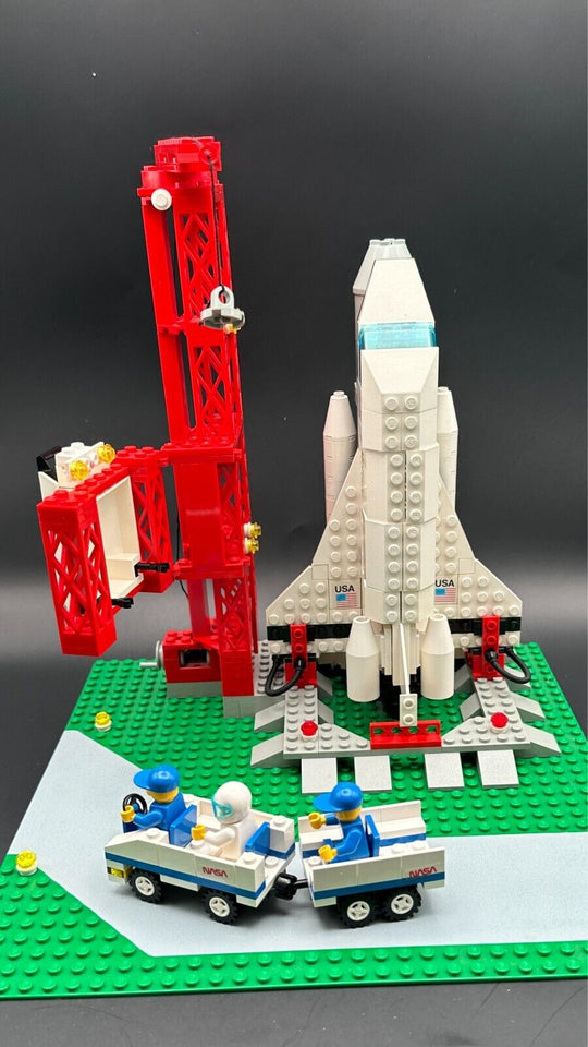 LEGO Vintage Space Shuttle (1682) - Complete Set with Box & Instructions