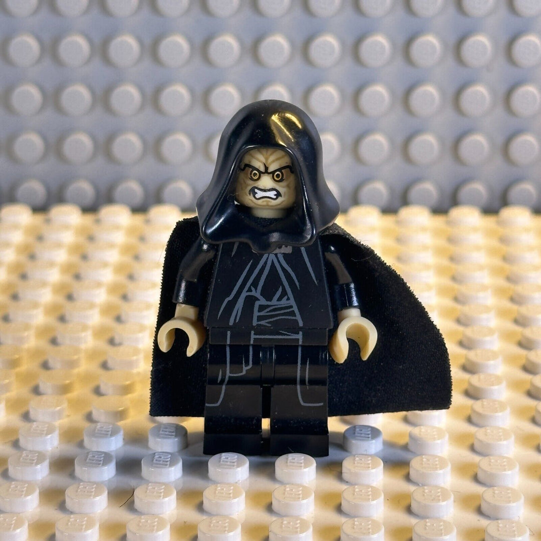 LEGO Books Minifigure Emperor Palpatine - Tan Head, Tan Hands sw0595