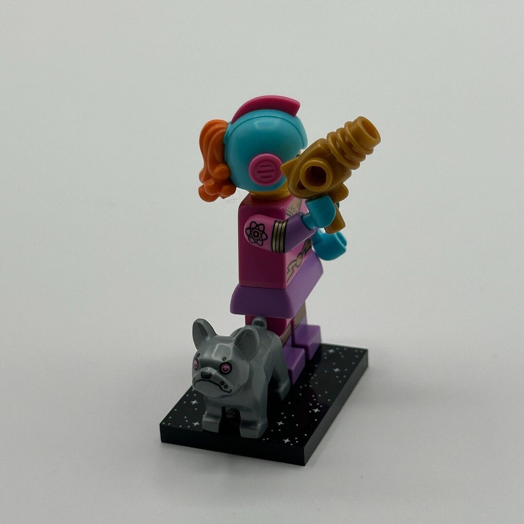 LEGO Minifigure Series Retro Space Heroine, Minifigure Series 26 col439