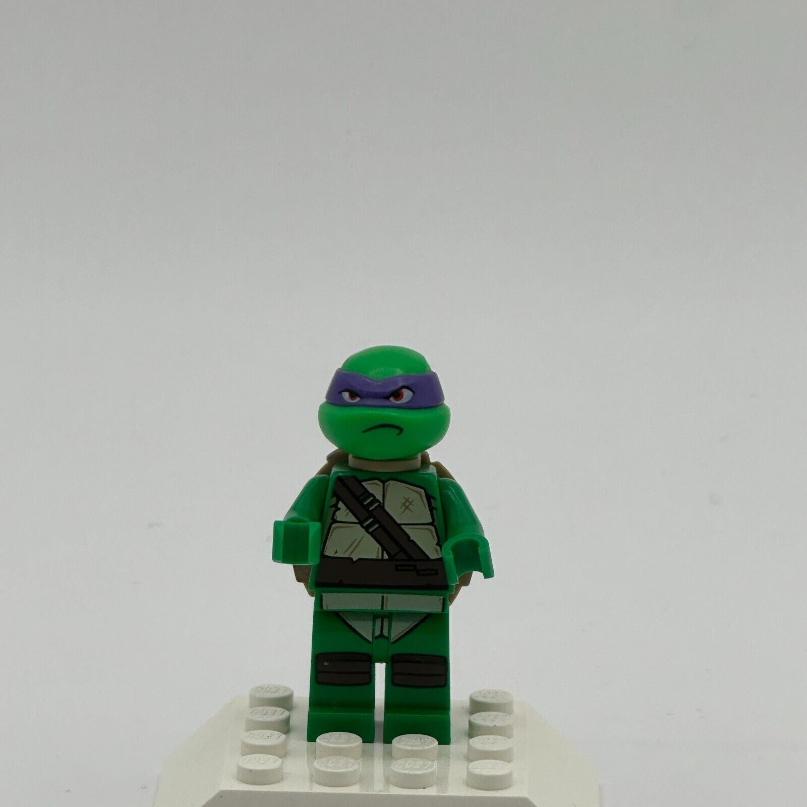 LEGO Teenage Mutant Ninja Turtles Minifigure Donatello, Frown tnt019