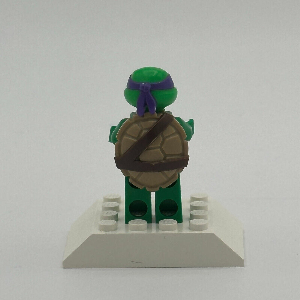 LEGO Teenage Mutant Ninja Turtles Minifigure Donatello, Frown tnt019