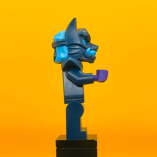 Wolf Mask Warrior / Wolf Mask Claw Warrior - Dark Blue and Azure Mask, With Shoulder Armor njo851