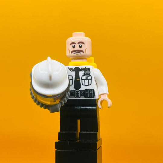 The LEGO Batman Movie Minifigure Security Guard, Fire Helmet sh0320