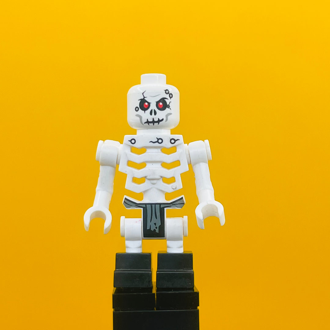 LEGO Ninjago Minifigure Chopov (Slulkin) - Vertical Grip Hands njo020