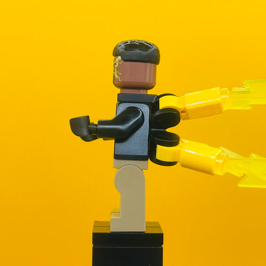 LEGO Marvel Super Heroes Minifigure Electro - Black and Dark Tan Outfit, Medium Brown Head sh0945